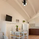 Paradise Vezal Aparthotel