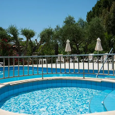 Hotel de apartamente Paradise Vezal 4*