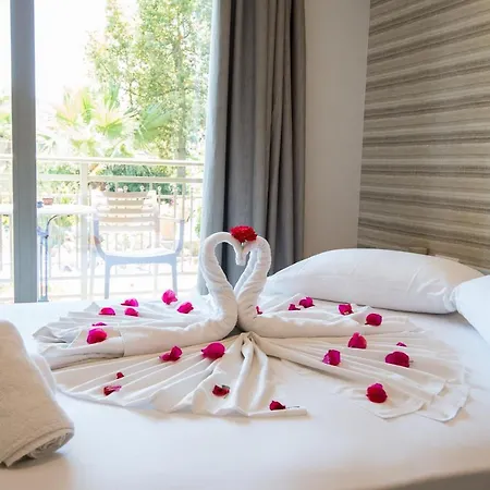 Paradise Vezal Hotel de apartamente 4*