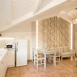 Paradise Vezal 4*