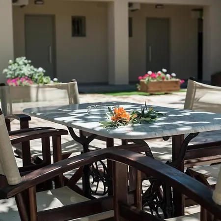 Apart Otel Paradise Vezal