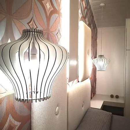 Paradise Vezal Λαγανάς