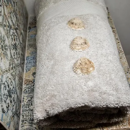 Ξενοδοχείο με διαμερίσματα Paradise Vezal Λαγανάς