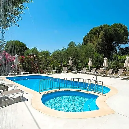Paradise Vezal מלון דירות