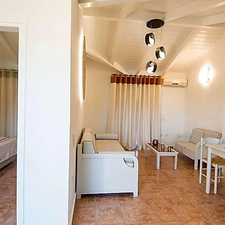 Paradise Vezal 4*
