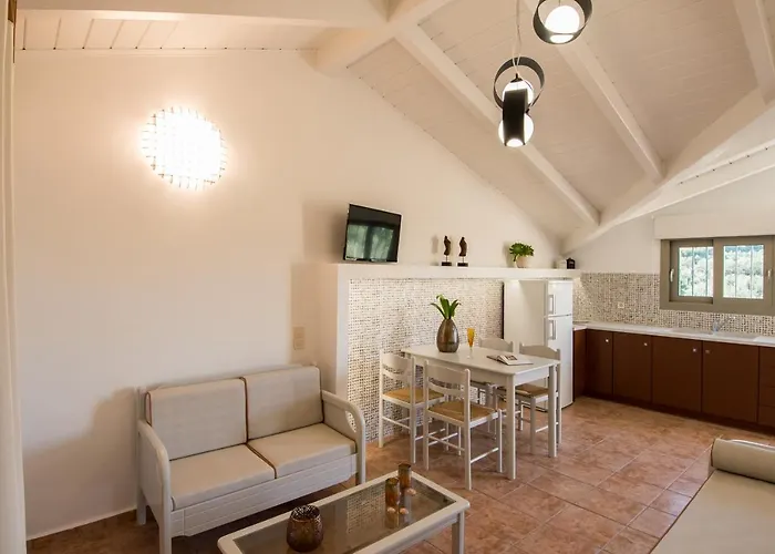 아파트호텔 Paradise Vezal 4*