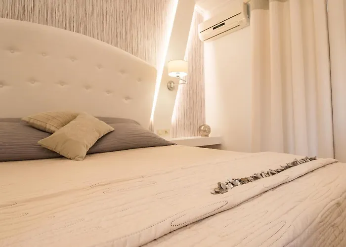 Paradise Vezal 아파트호텔 4*