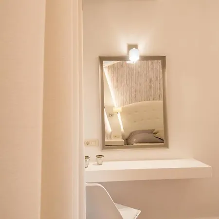 Paradise Vezal Aparthotel 4*