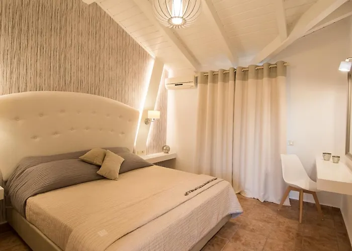 Paradise Vezal 4*